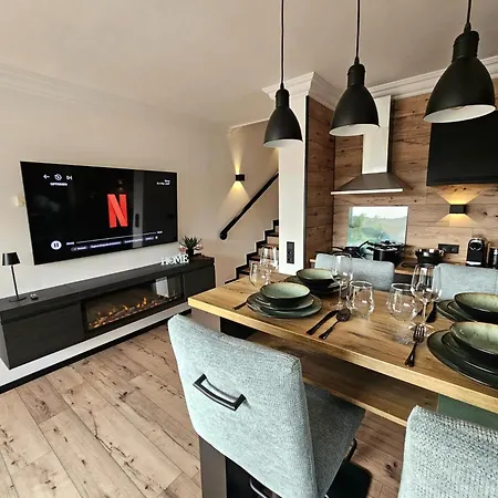 Apartment Gipfelpanorama Mit Berg- Und Seeblick, Boxspringbett Mit Ausfahrbarem Tv Winterberg