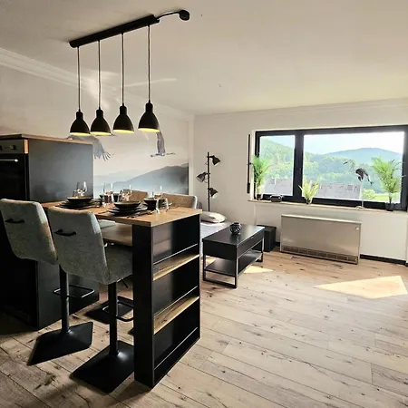 Apartment Gipfelpanorama Mit Berg- Und Seeblick, Boxspringbett Mit Ausfahrbarem Tv