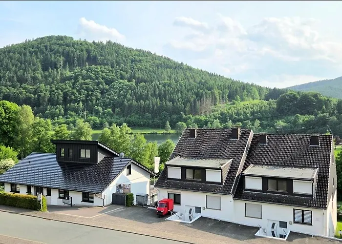 Gipfelpanorama Mit Berg- Und Seeblick, Boxspringbett Mit Ausfahrbarem Tv